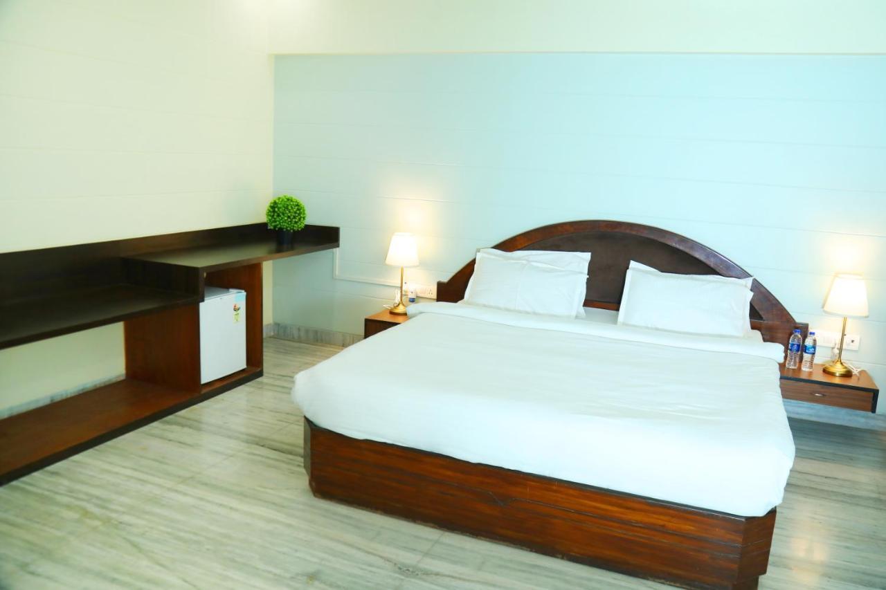 Country Inn & Suites By Turtle Mumbai Exteriör bild